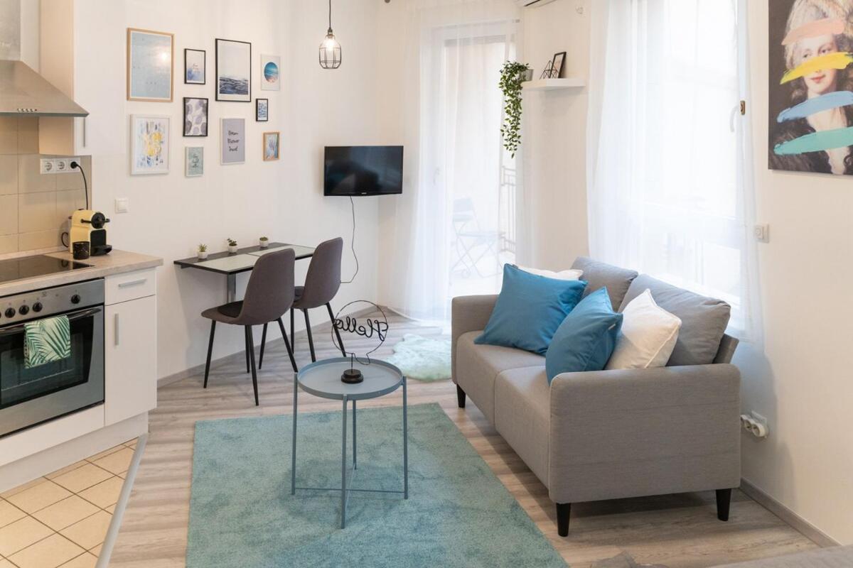 Apartment Into The Blue 2 - Kiraly Street - Ac -selfcheckin Budapest