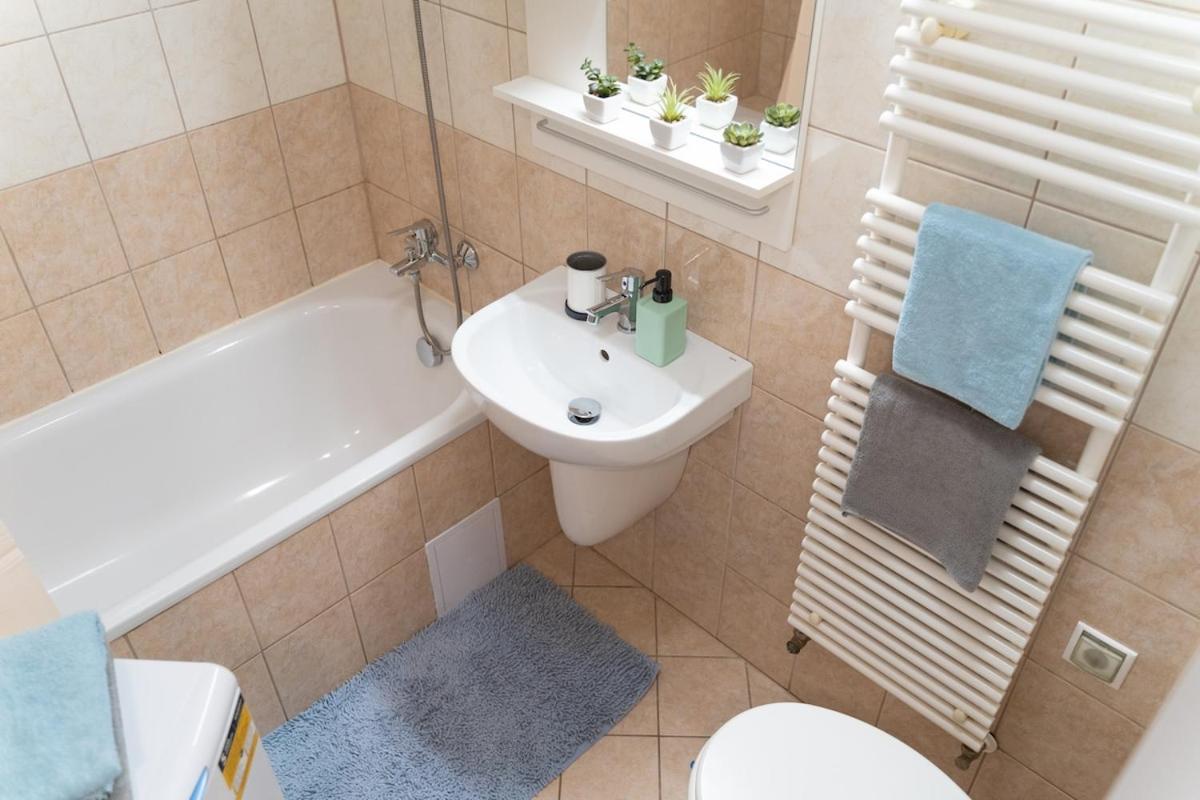 Apartment Into The Blue 2 - Kiraly Street - Ac -selfcheckin