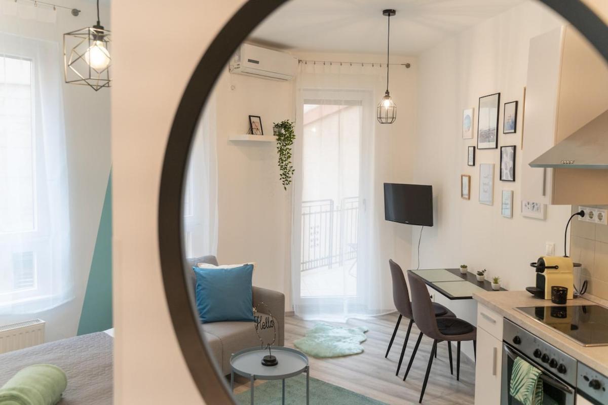 Apartment Into The Blue 2 - Kiraly Street - Ac -selfcheckin Budapest